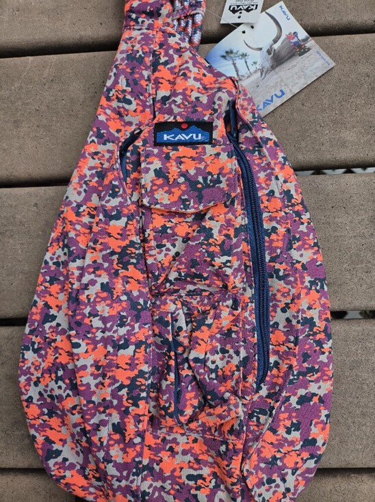 NEW Kavu Berry Punch Rope Sling Bag Purse Crossbody Multicolor Camo Purple Pink main image 7